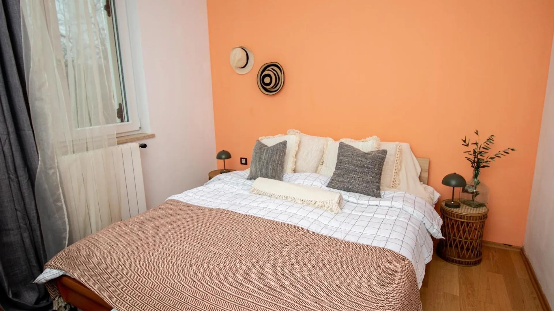 Stars And Olives Retreat Apartment Valtura